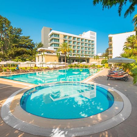 Hotel Pia Bella Kerýnia Eksteriør bilde