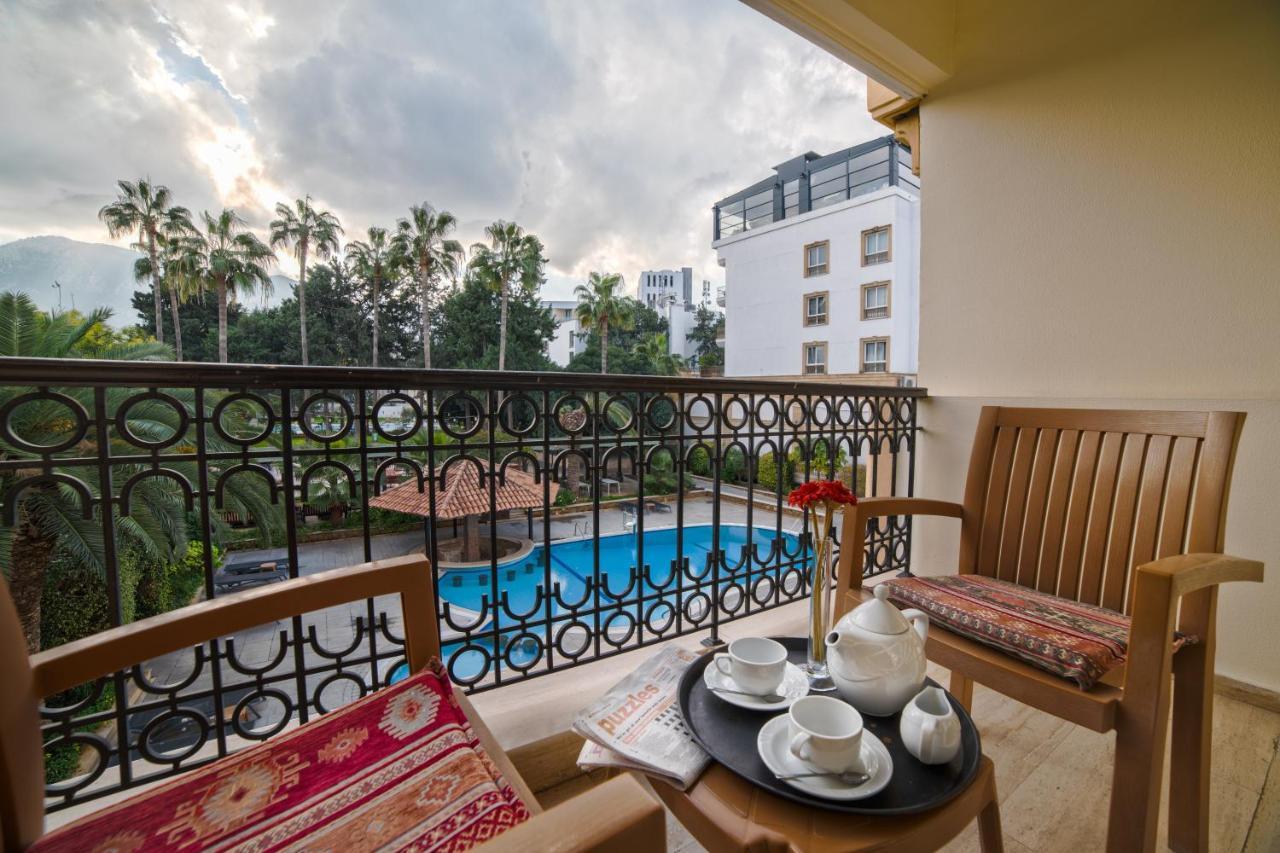 Hotel Pia Bella Kerýnia Eksteriør bilde